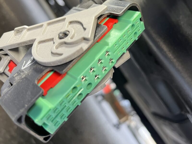 フューエルポンプスピードシグナルの不正/GMCユーコン